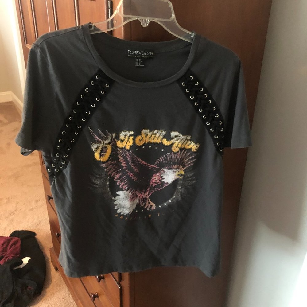Gray Vintage Graphic Forever 21+ Tee Size 0X - Picture 1 of 3